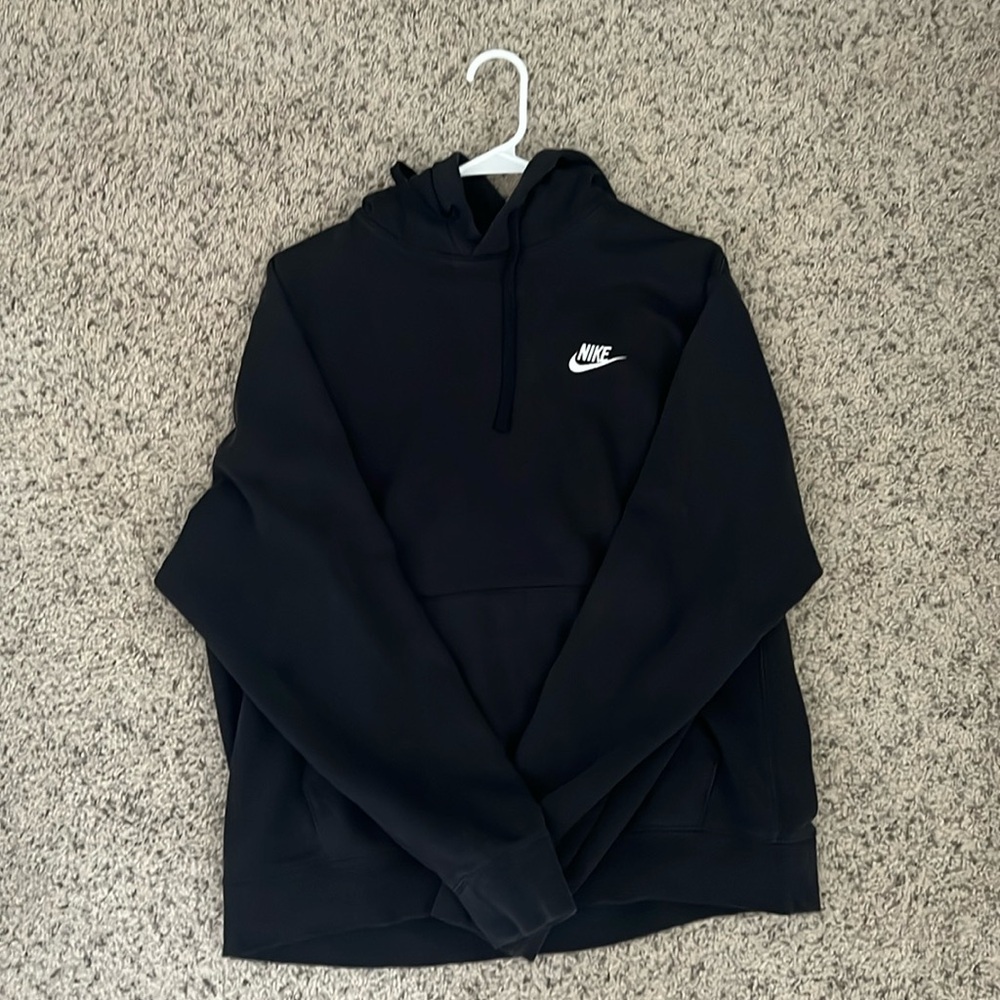 ⭐️ GREAT CONDITION ⭐️ , GENTLY WORN/USED MENS L BLACK NIKE PULLOVER HOODIE